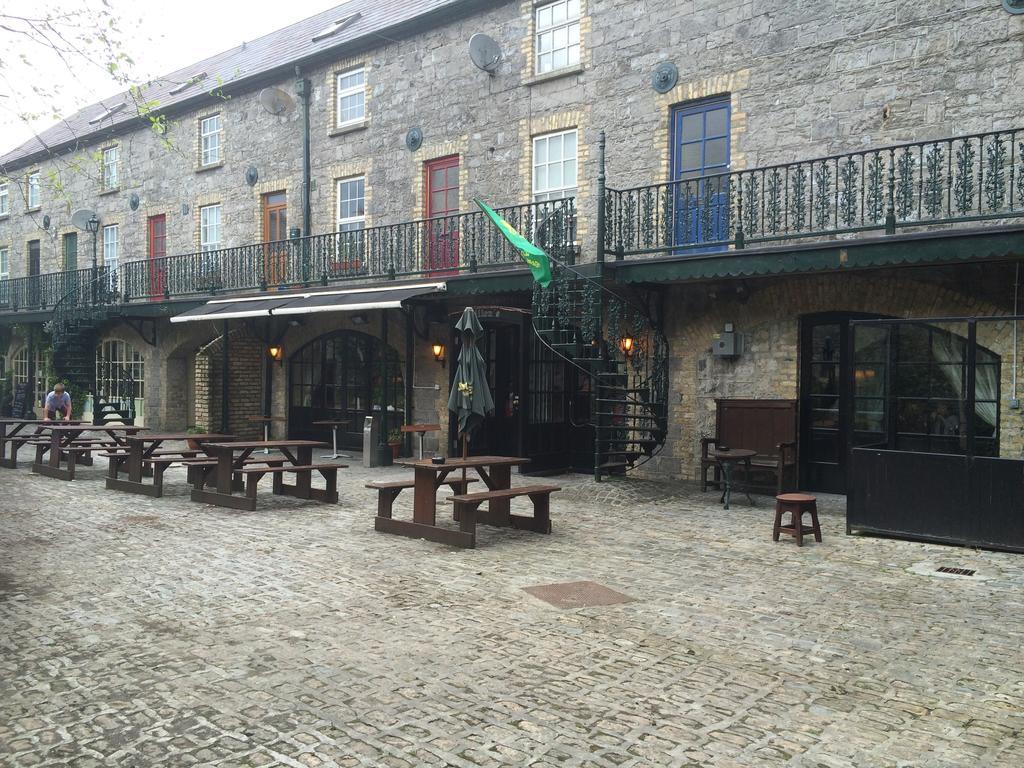 The Lodge Ballina Exterior foto